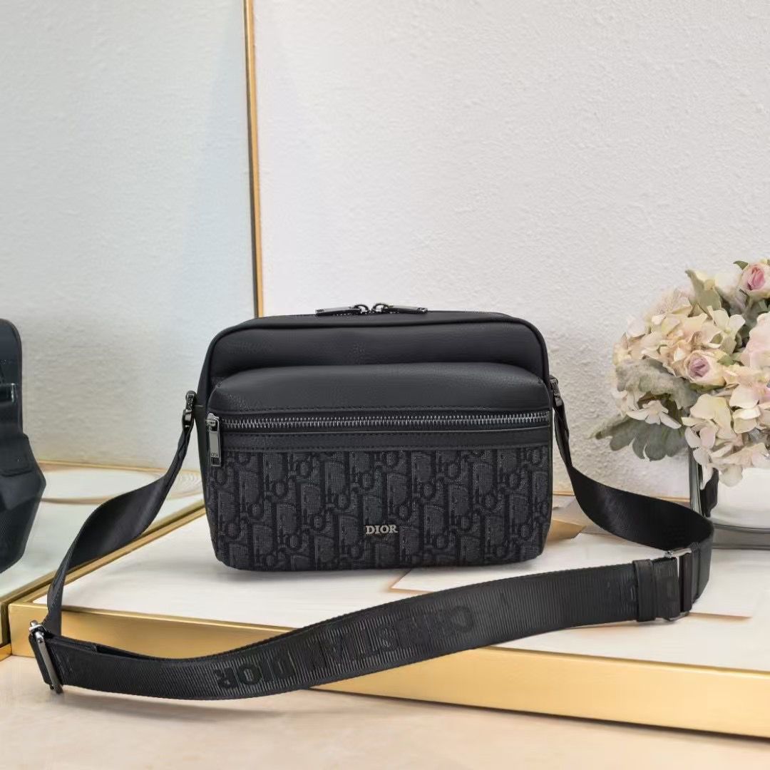 Dior Rider Zipped Bag