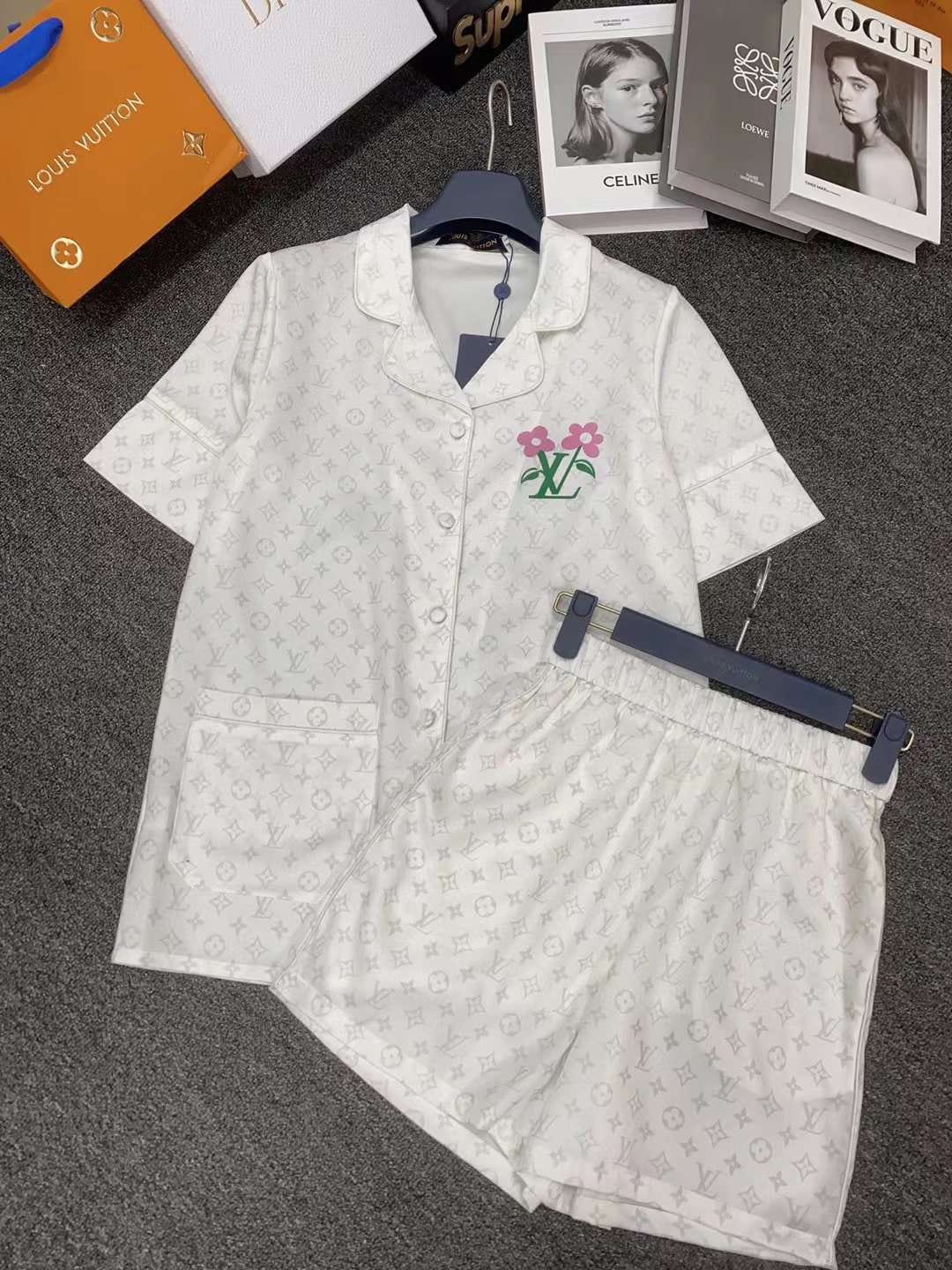 LV Women's Set