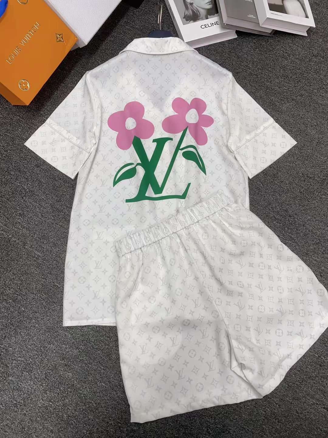 LV Women's Set